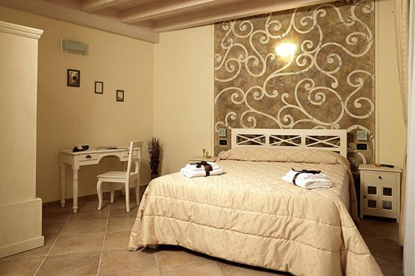 Agriturismo Il Barone Moniga del Garda Bagian luar foto