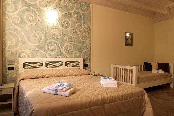 Agriturismo Il Barone Moniga del Garda Bagian luar foto